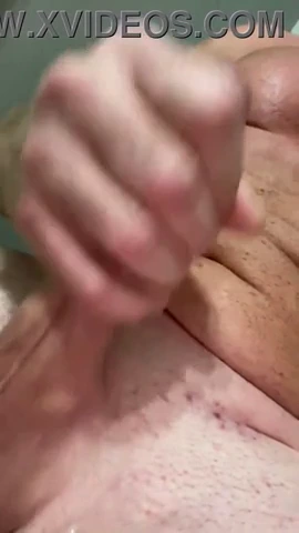 我的狂乱高潮:Solanco40的浴室错误 porn video